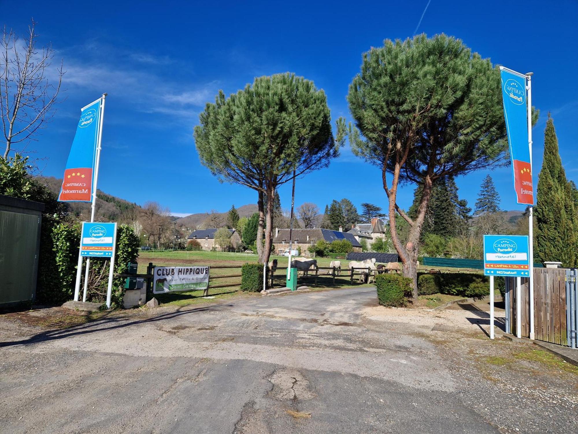 Camping Paradis Marmotel Saint Geniez d'Olt Bagian luar foto