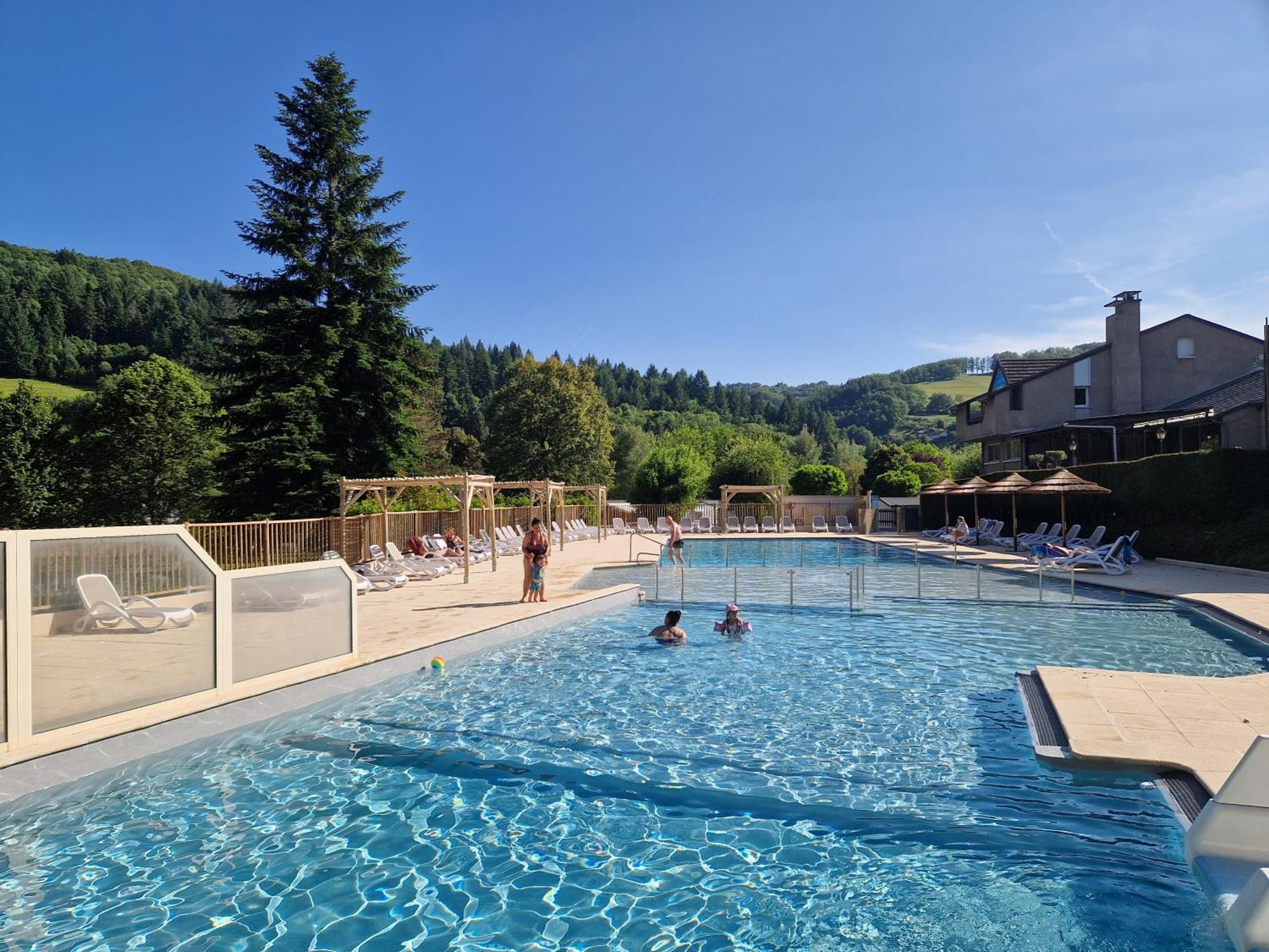 Camping Paradis Marmotel Saint Geniez d'Olt Bagian luar foto