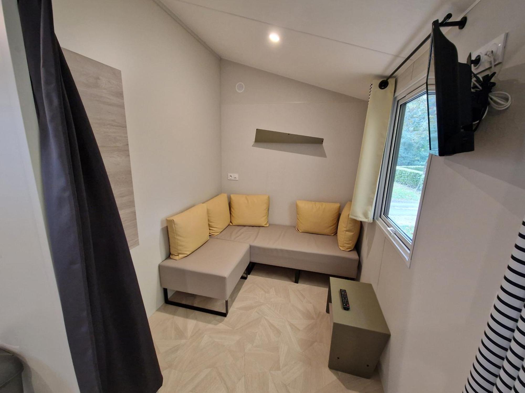 Camping Paradis Marmotel Saint Geniez d'Olt Bagian luar foto