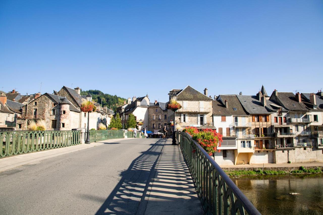 Camping Paradis Marmotel Saint Geniez d'Olt Bagian luar foto